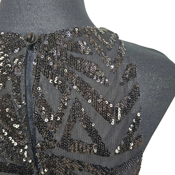 Everly Sequined Top Sz Large Black Jazz Sparkle New Years Cocktails Halter Glam - Picture 13 of 16